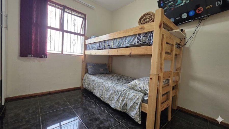 2 Bedroom Property for Sale in Sherwood KwaZulu-Natal
