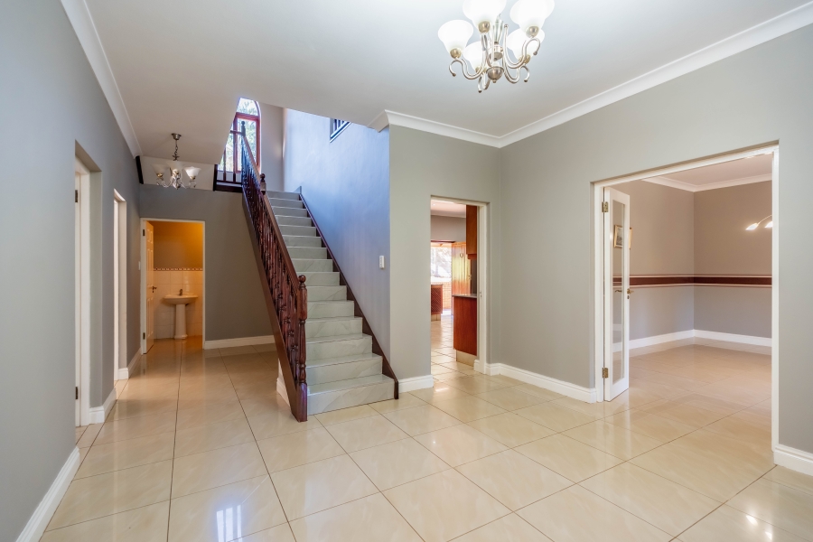 4 Bedroom Property for Sale in Kloof KwaZulu-Natal