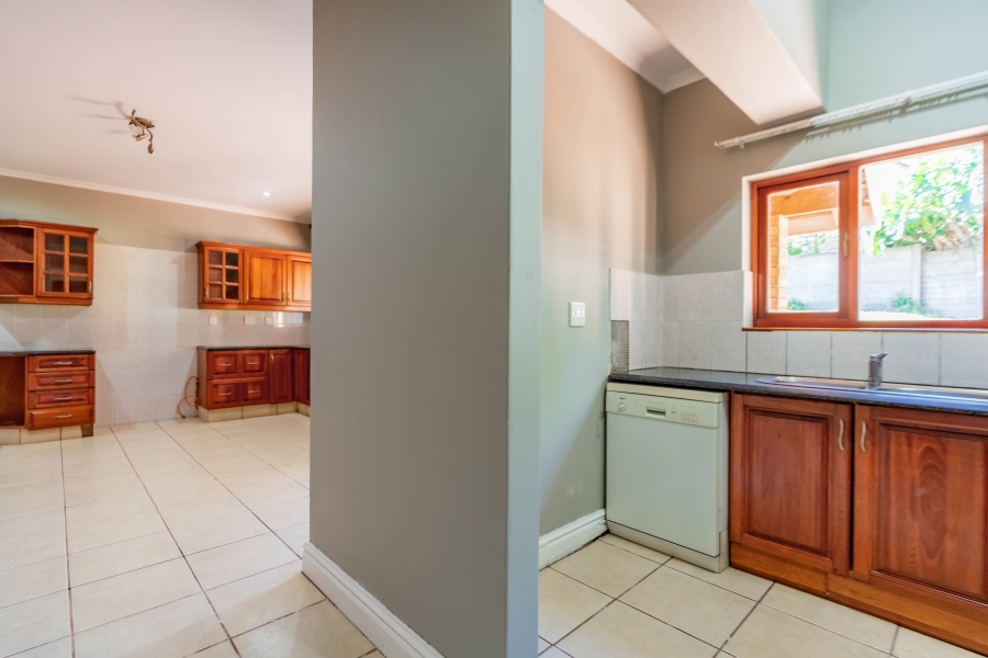 4 Bedroom Property for Sale in Kloof KwaZulu-Natal