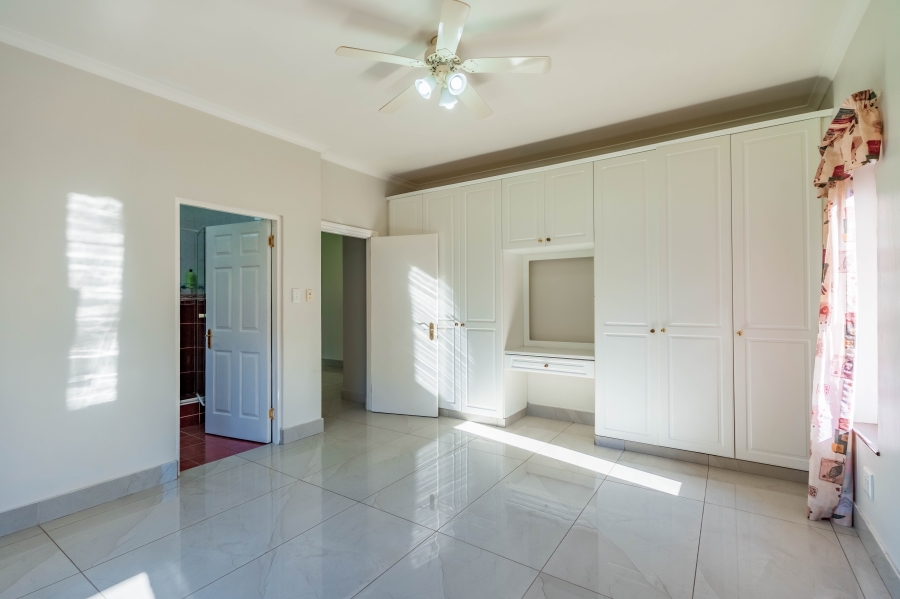 4 Bedroom Property for Sale in Kloof KwaZulu-Natal
