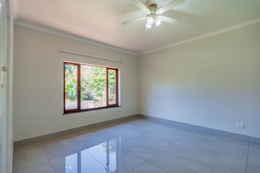 4 Bedroom Property for Sale in Kloof KwaZulu-Natal