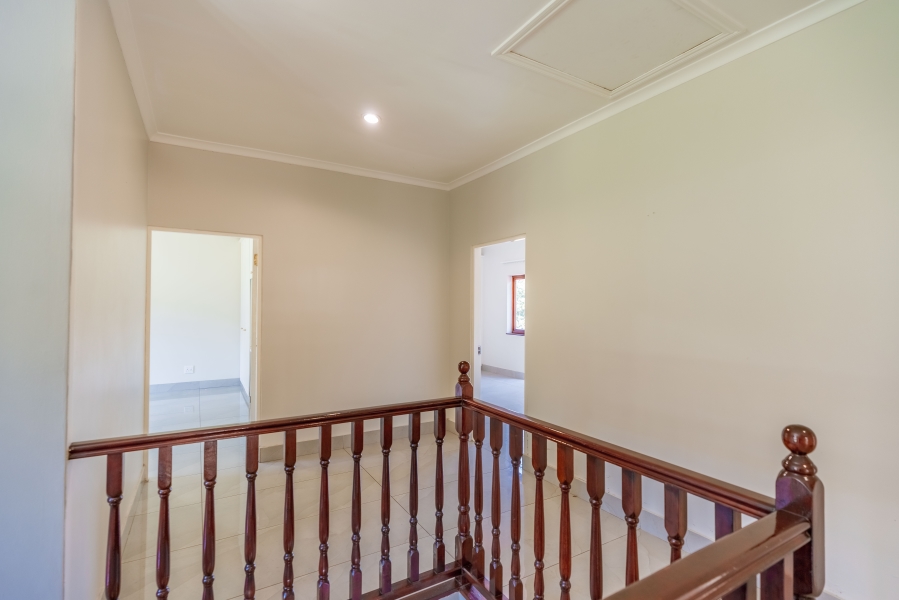 4 Bedroom Property for Sale in Kloof KwaZulu-Natal