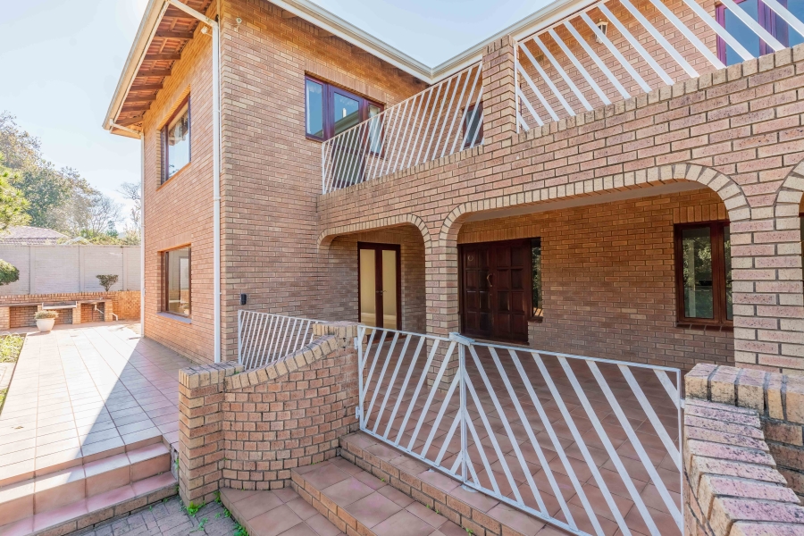 4 Bedroom Property for Sale in Kloof KwaZulu-Natal