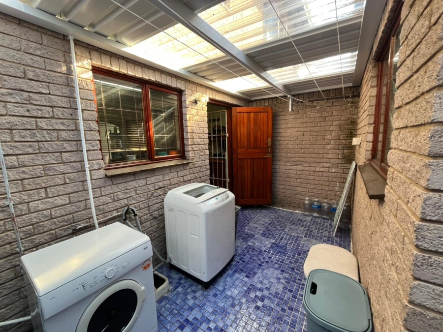 3 Bedroom Property for Sale in Escombe KwaZulu-Natal