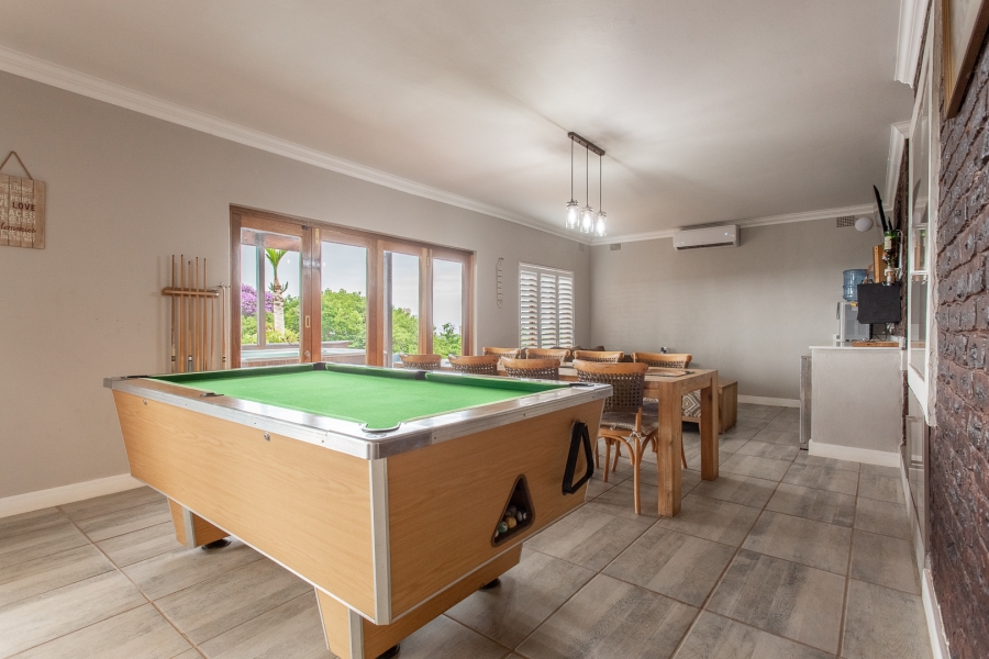 4 Bedroom Property for Sale in Amanzimtoti KwaZulu-Natal