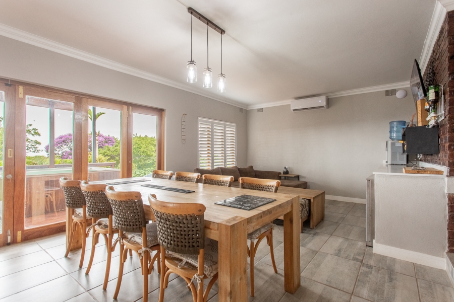 4 Bedroom Property for Sale in Amanzimtoti KwaZulu-Natal