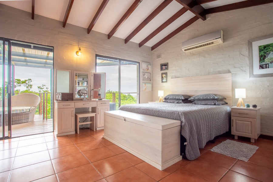 4 Bedroom Property for Sale in Amanzimtoti KwaZulu-Natal