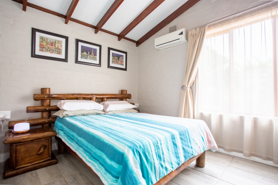 4 Bedroom Property for Sale in Amanzimtoti KwaZulu-Natal