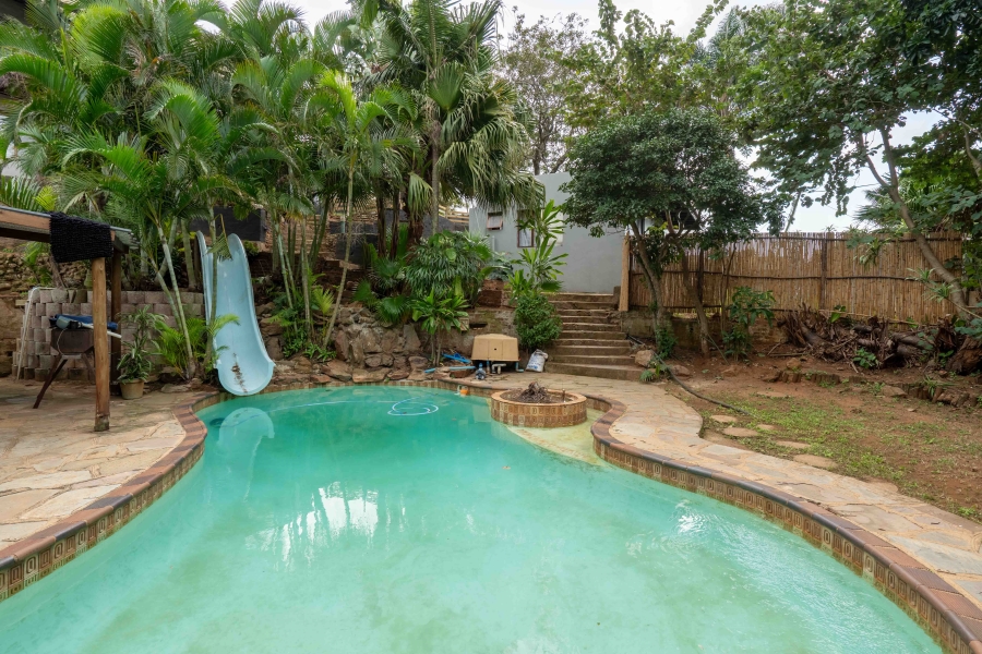 4 Bedroom Property for Sale in Amanzimtoti KwaZulu-Natal
