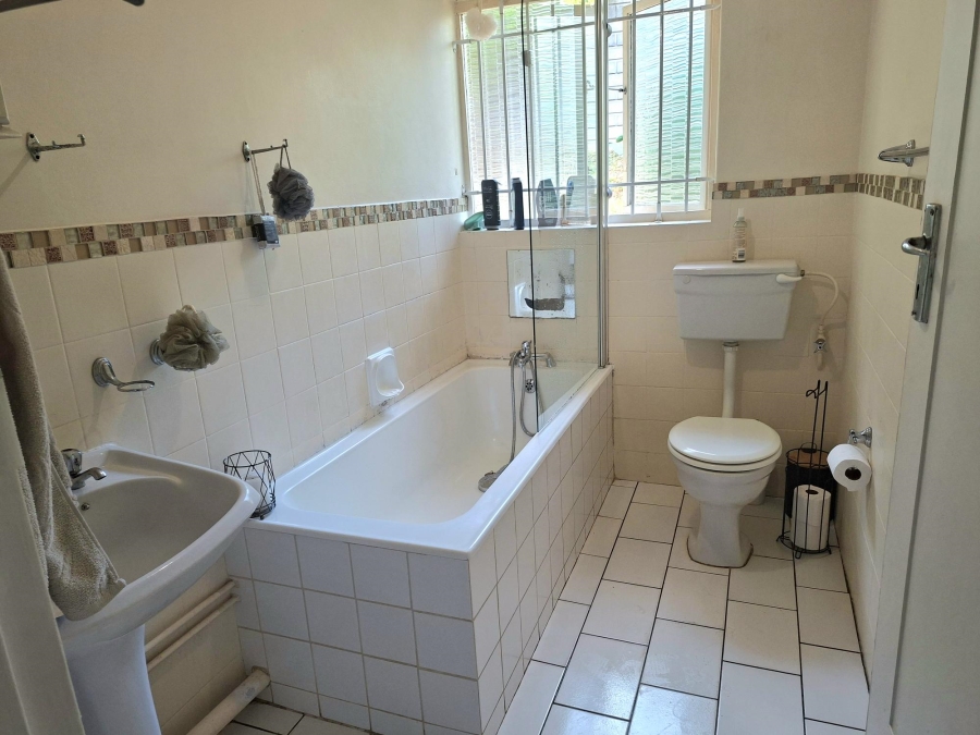 4 Bedroom Property for Sale in Glen Hills KwaZulu-Natal