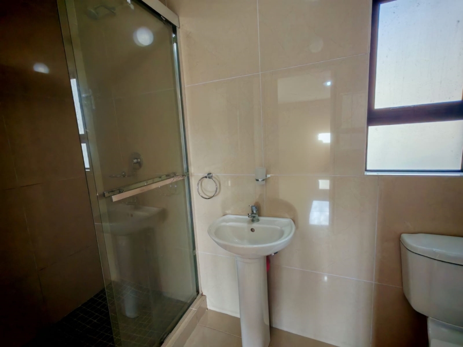 2 Bedroom Property for Sale in Mount Moreland KwaZulu-Natal