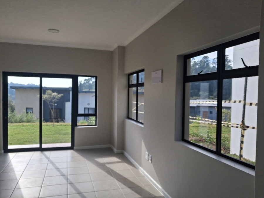 2 Bedroom Property for Sale in Waterfall KwaZulu-Natal