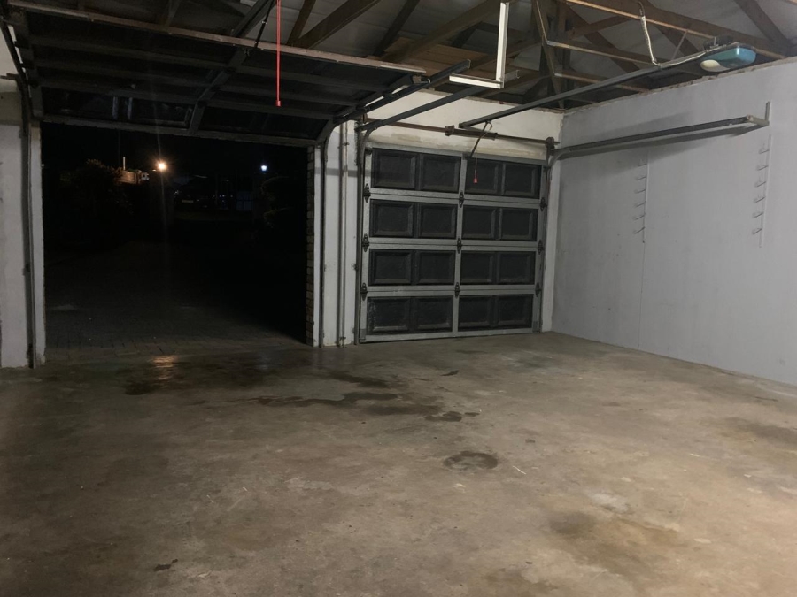 To Let 3 Bedroom Property for Rent in Birdswood KwaZulu-Natal