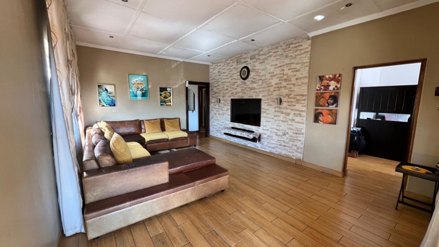 3 Bedroom Property for Sale in Ocean View KwaZulu-Natal