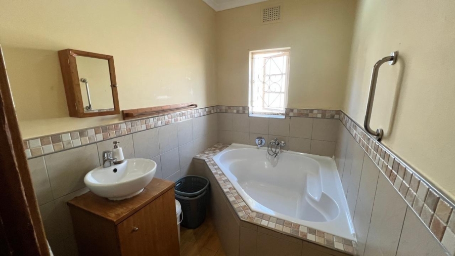 3 Bedroom Property for Sale in Ocean View KwaZulu-Natal