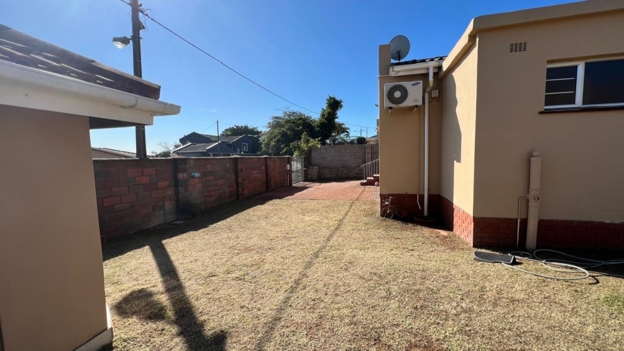 3 Bedroom Property for Sale in Ocean View KwaZulu-Natal