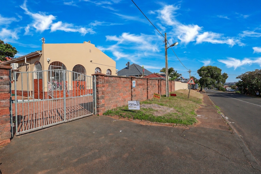 3 Bedroom Property for Sale in Ocean View KwaZulu-Natal