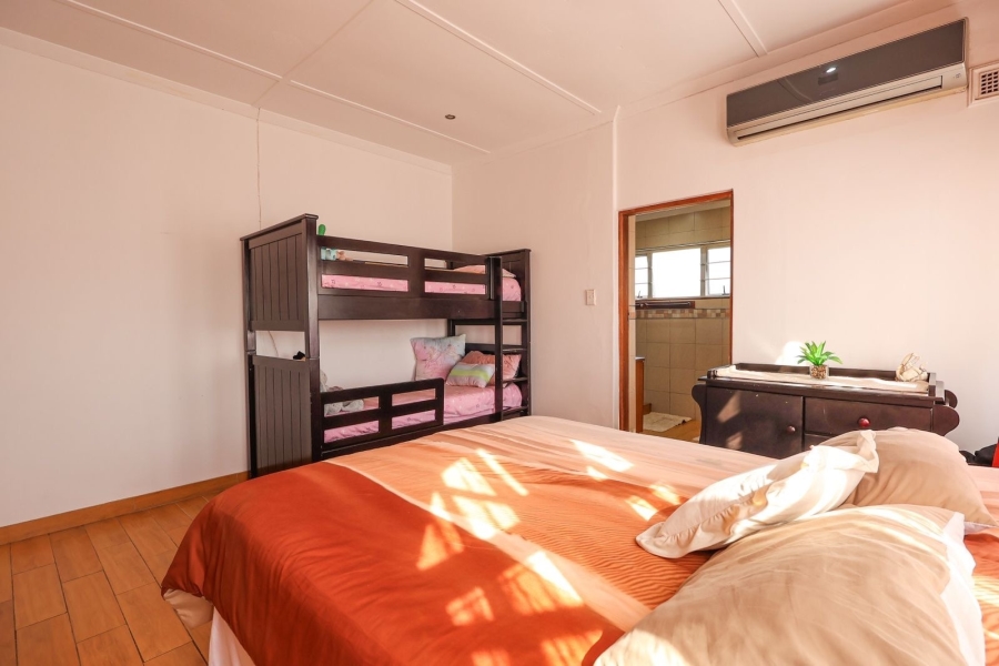 3 Bedroom Property for Sale in Ocean View KwaZulu-Natal