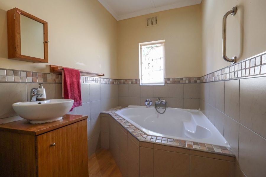 3 Bedroom Property for Sale in Ocean View KwaZulu-Natal
