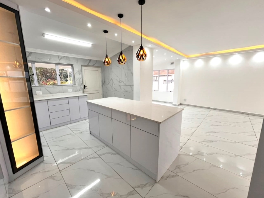 3 Bedroom Property for Sale in Brighton Beach KwaZulu-Natal