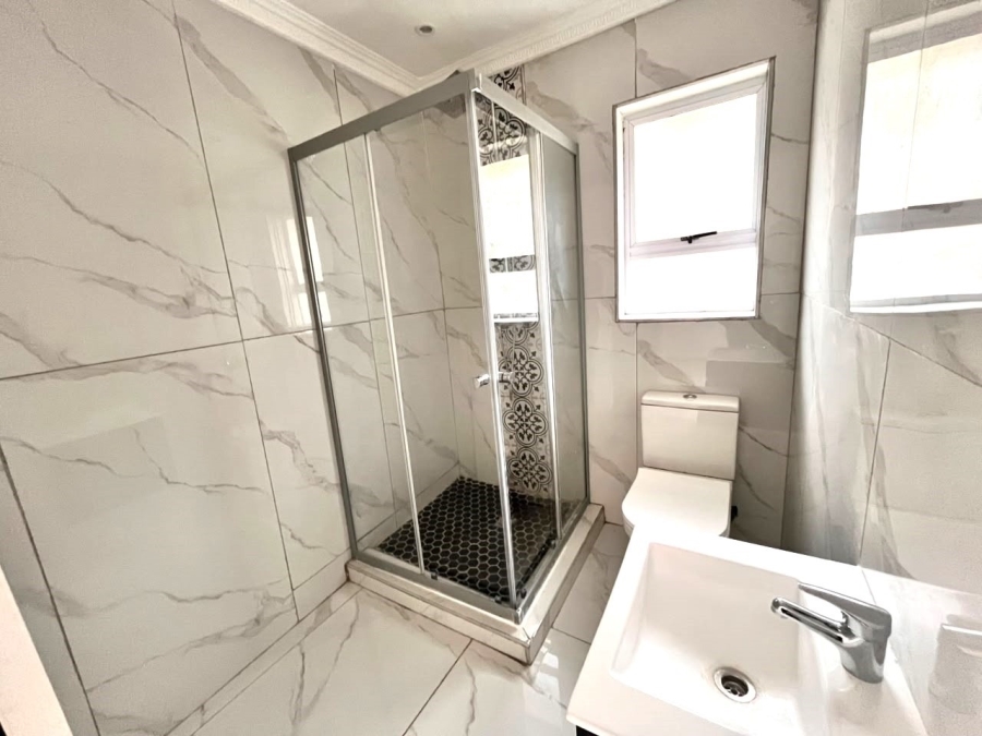3 Bedroom Property for Sale in Brighton Beach KwaZulu-Natal