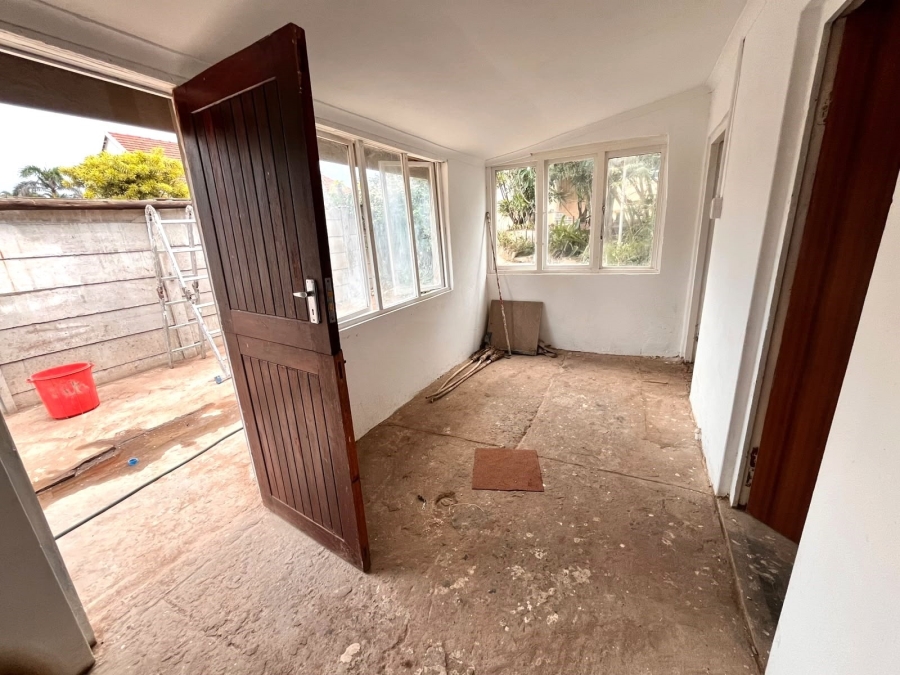 3 Bedroom Property for Sale in Brighton Beach KwaZulu-Natal