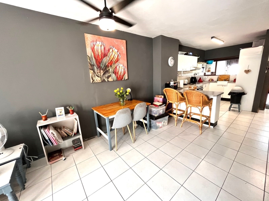 2 Bedroom Property for Sale in Brighton Beach KwaZulu-Natal