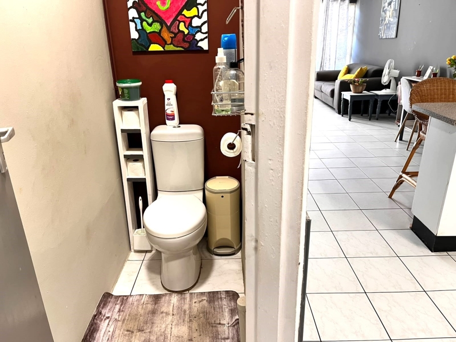 2 Bedroom Property for Sale in Brighton Beach KwaZulu-Natal