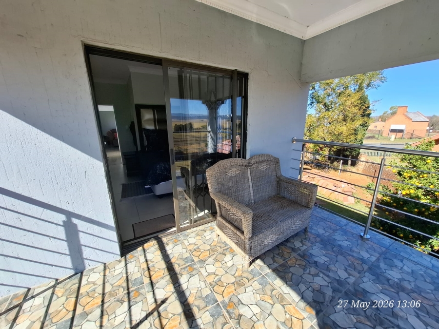 5 Bedroom Property for Sale in Amiel Park KwaZulu-Natal