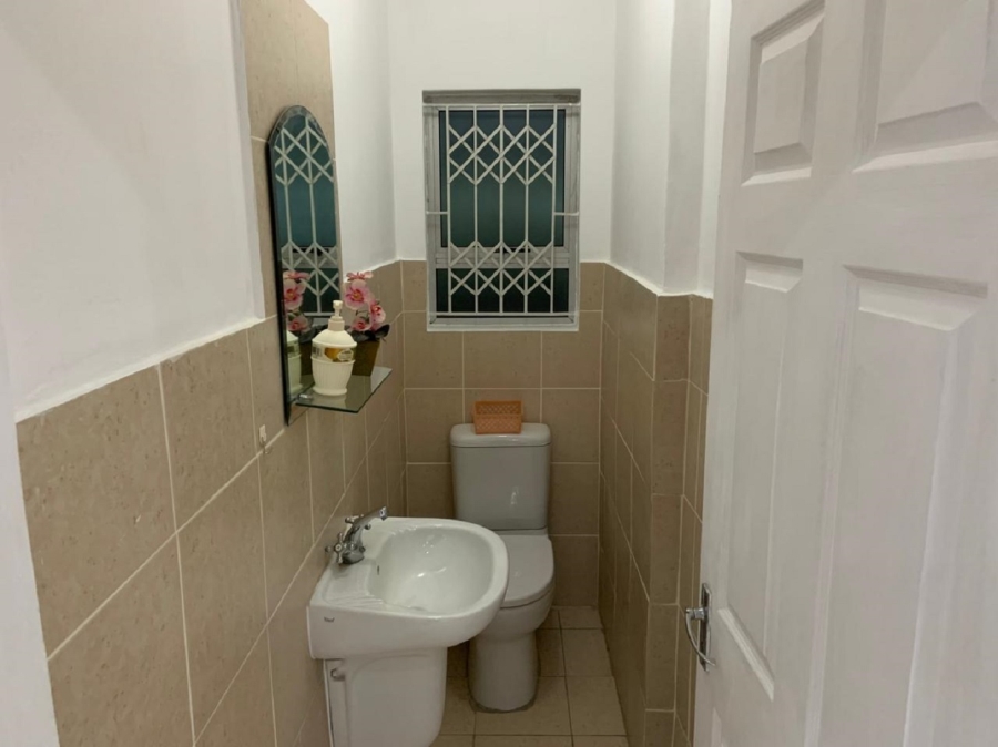 To Let 0 Bedroom Property for Rent in Woodside KwaZulu-Natal