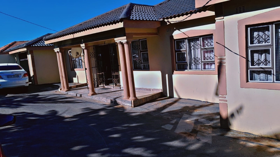 5 Bedroom Property for Sale in Hazelmere KwaZulu-Natal