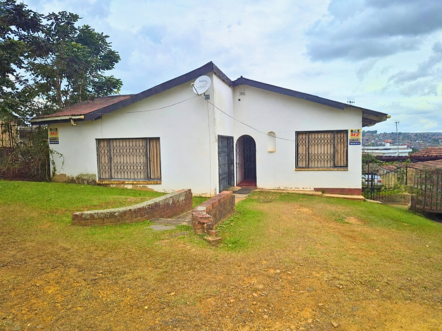 4 Bedroom Property for Sale in Bombay Heights KwaZulu-Natal