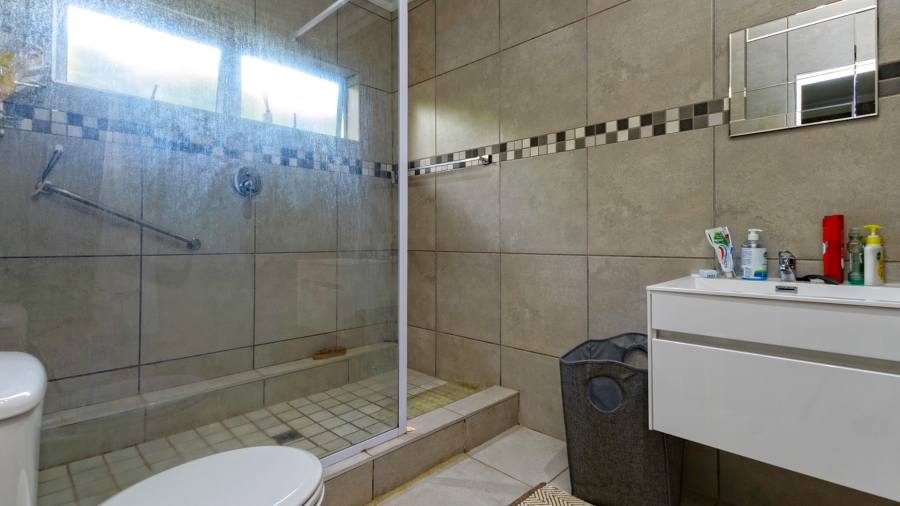 4 Bedroom Property for Sale in Winston Park KwaZulu-Natal