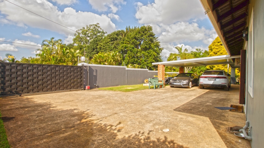 4 Bedroom Property for Sale in Winston Park KwaZulu-Natal