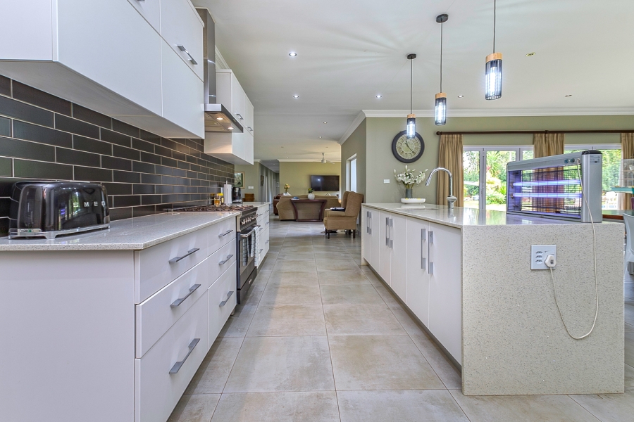 4 Bedroom Property for Sale in Winston Park KwaZulu-Natal