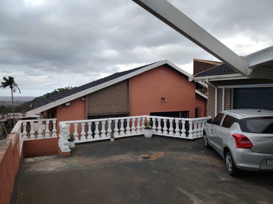 3 Bedroom Property for Sale in Reservoir Hills KwaZulu-Natal