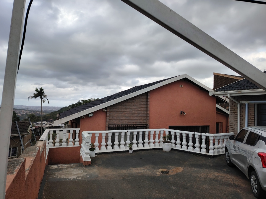3 Bedroom Property for Sale in Reservoir Hills KwaZulu-Natal