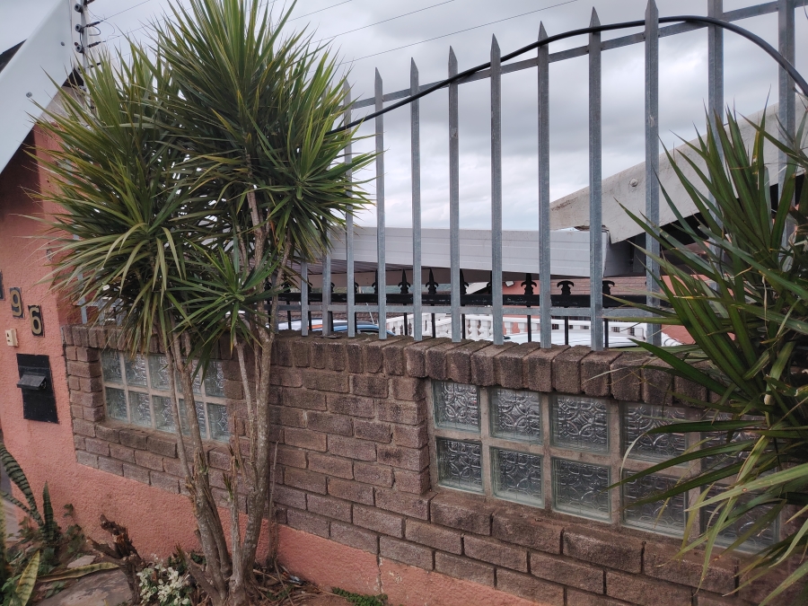 3 Bedroom Property for Sale in Reservoir Hills KwaZulu-Natal