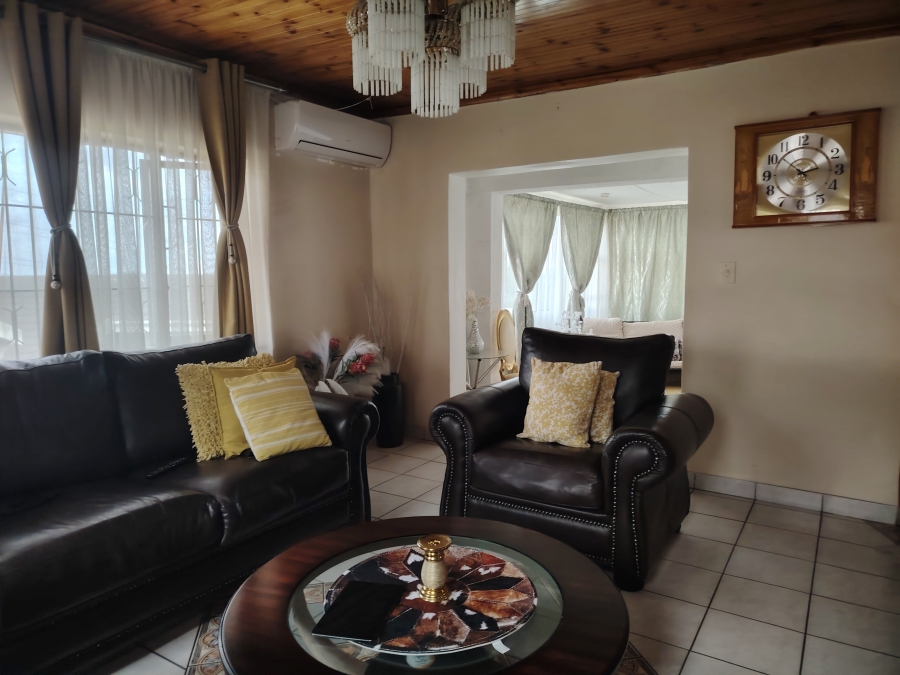 3 Bedroom Property for Sale in Reservoir Hills KwaZulu-Natal