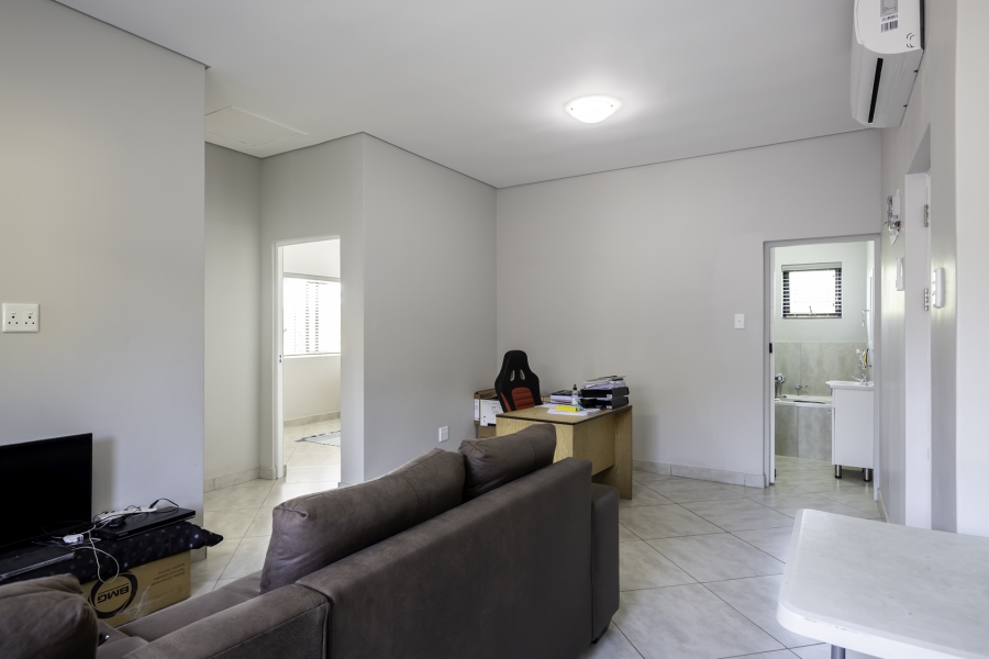 To Let 2 Bedroom Property for Rent in Park Hill KwaZulu-Natal