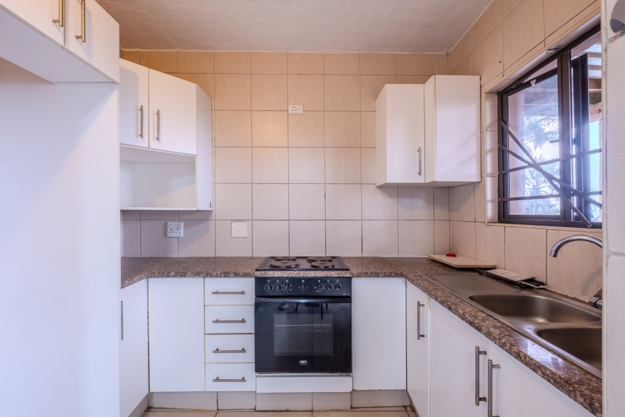 6 Bedroom Property for Sale in Glen Ashley KwaZulu-Natal