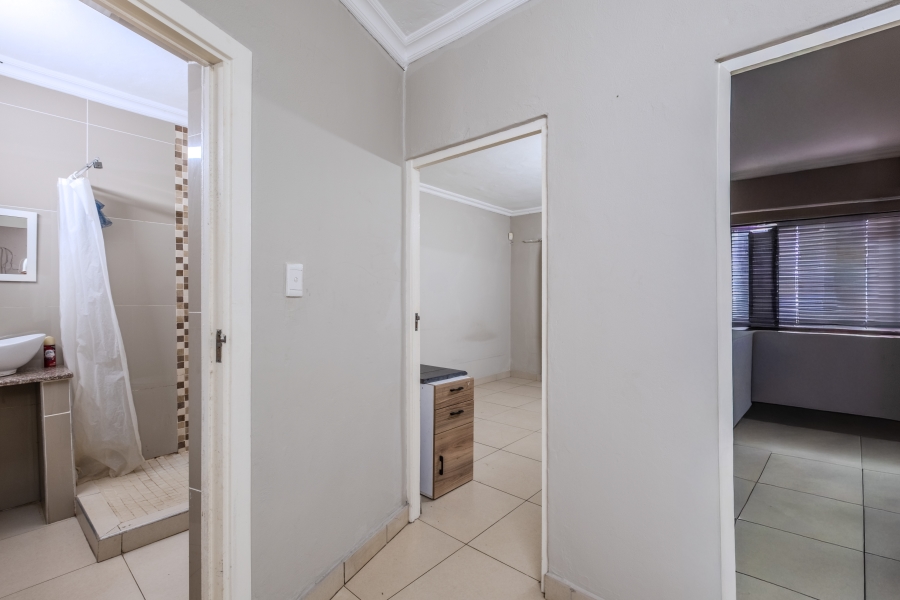 6 Bedroom Property for Sale in Glen Ashley KwaZulu-Natal
