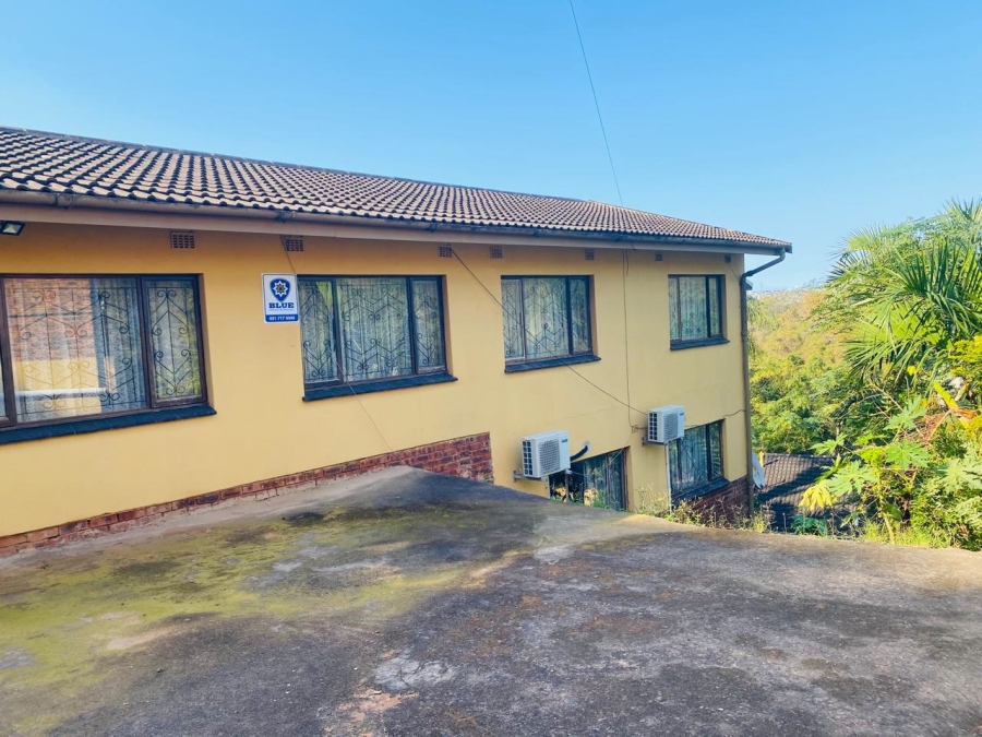 5 Bedroom Property for Sale in Reservoir Hills KwaZulu-Natal