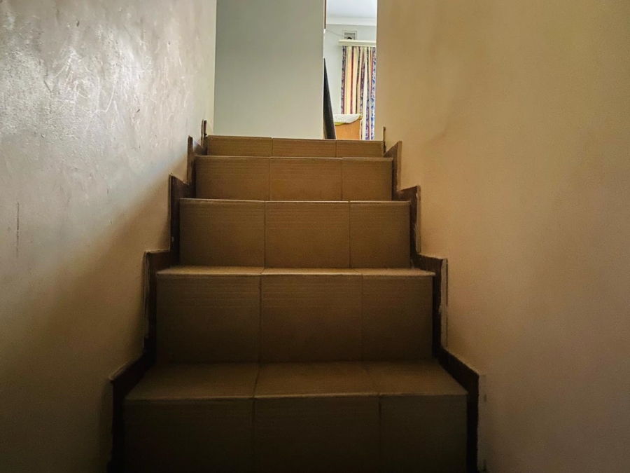 5 Bedroom Property for Sale in Reservoir Hills KwaZulu-Natal