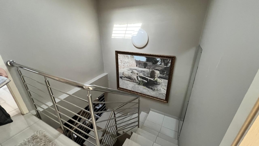 5 Bedroom Property for Sale in Brighton Beach KwaZulu-Natal