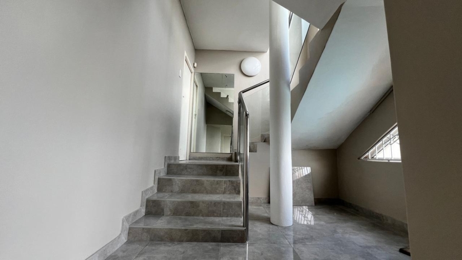 5 Bedroom Property for Sale in Brighton Beach KwaZulu-Natal