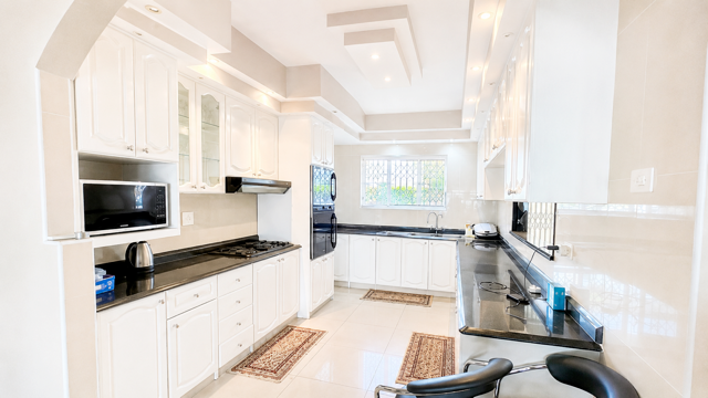 5 Bedroom Property for Sale in Brighton Beach KwaZulu-Natal