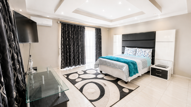 5 Bedroom Property for Sale in Brighton Beach KwaZulu-Natal