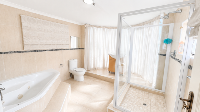 5 Bedroom Property for Sale in Brighton Beach KwaZulu-Natal