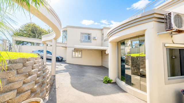 5 Bedroom Property for Sale in Brighton Beach KwaZulu-Natal